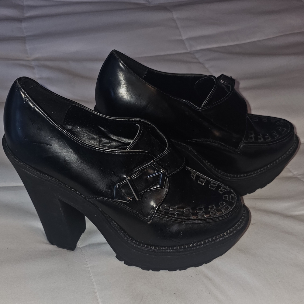 Forever 21 chunky heel shoes